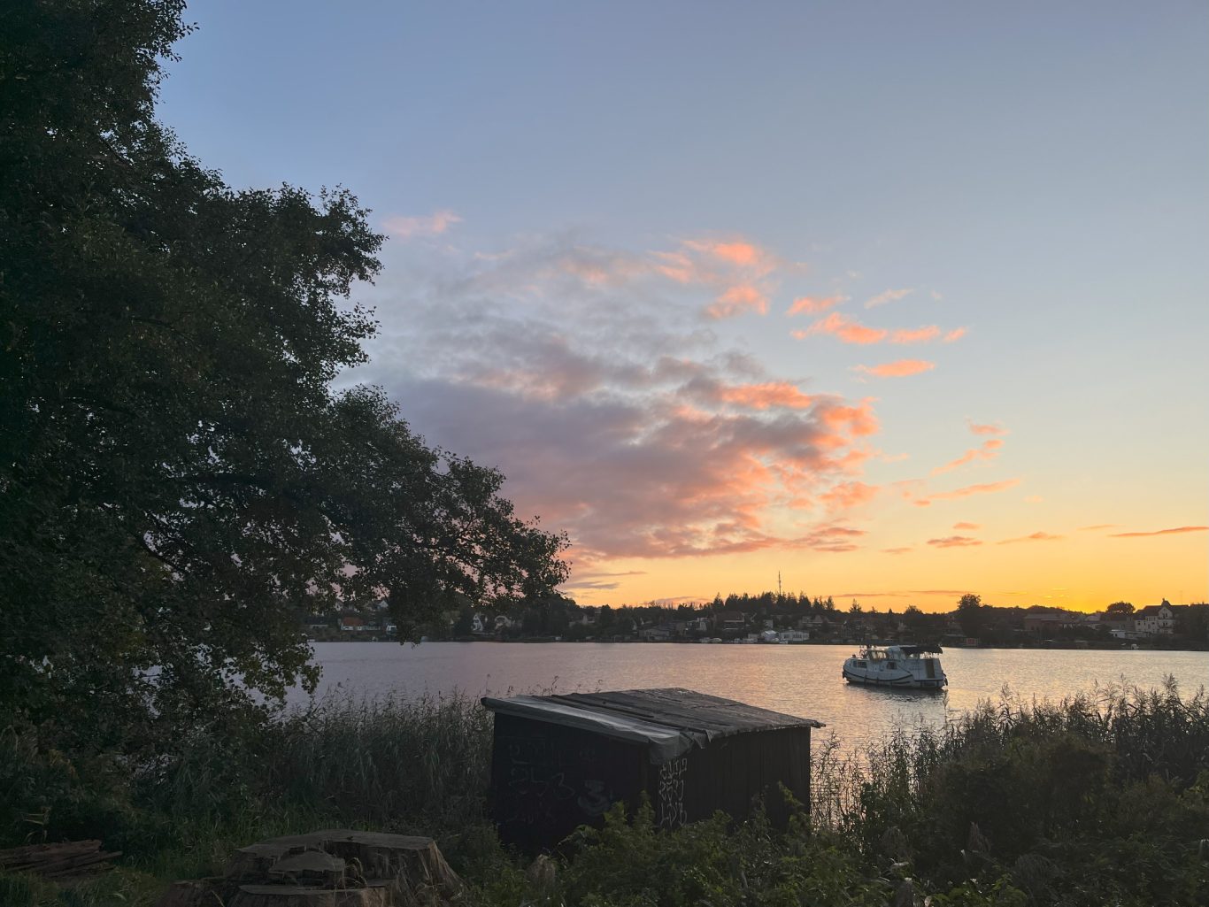 gemütliches Ferienhaus Havelpark Fürstenberg Boot auf dem Baalensee