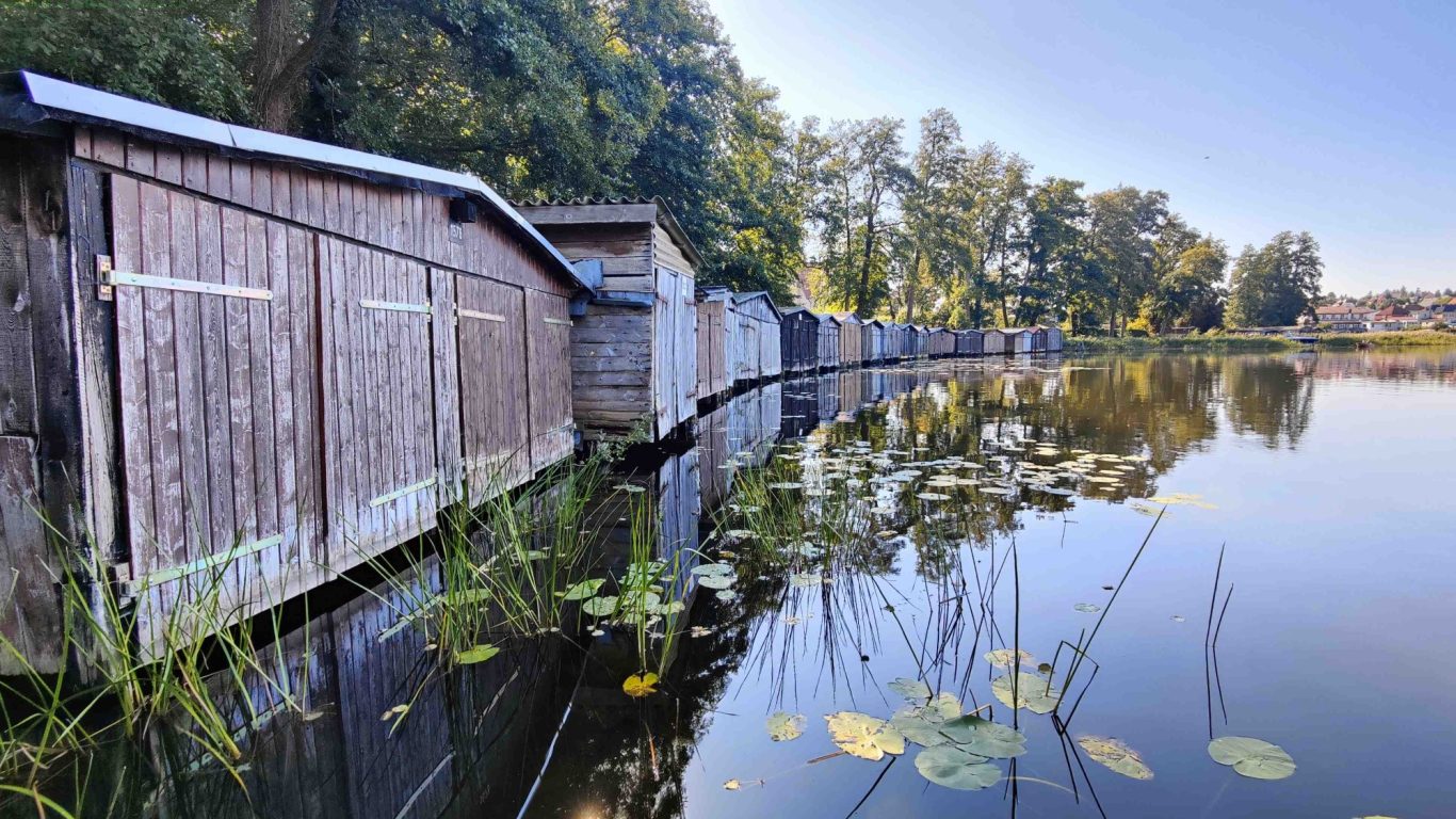 Blick auf Fürstenberg Havel im Abendlicht